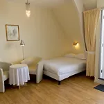 Отель Landgoed Huize Glory Берген ан Зее