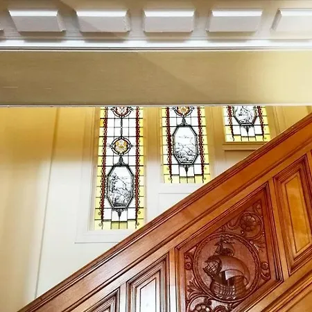 Отель Landgoed Huize Glory Берген ан Зее